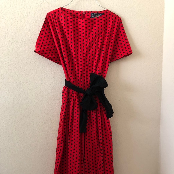 Red and black polka dots day dress - Picture 1 of 1